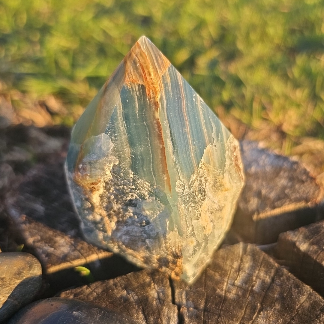 CRYSTALS AND GEMSTONES